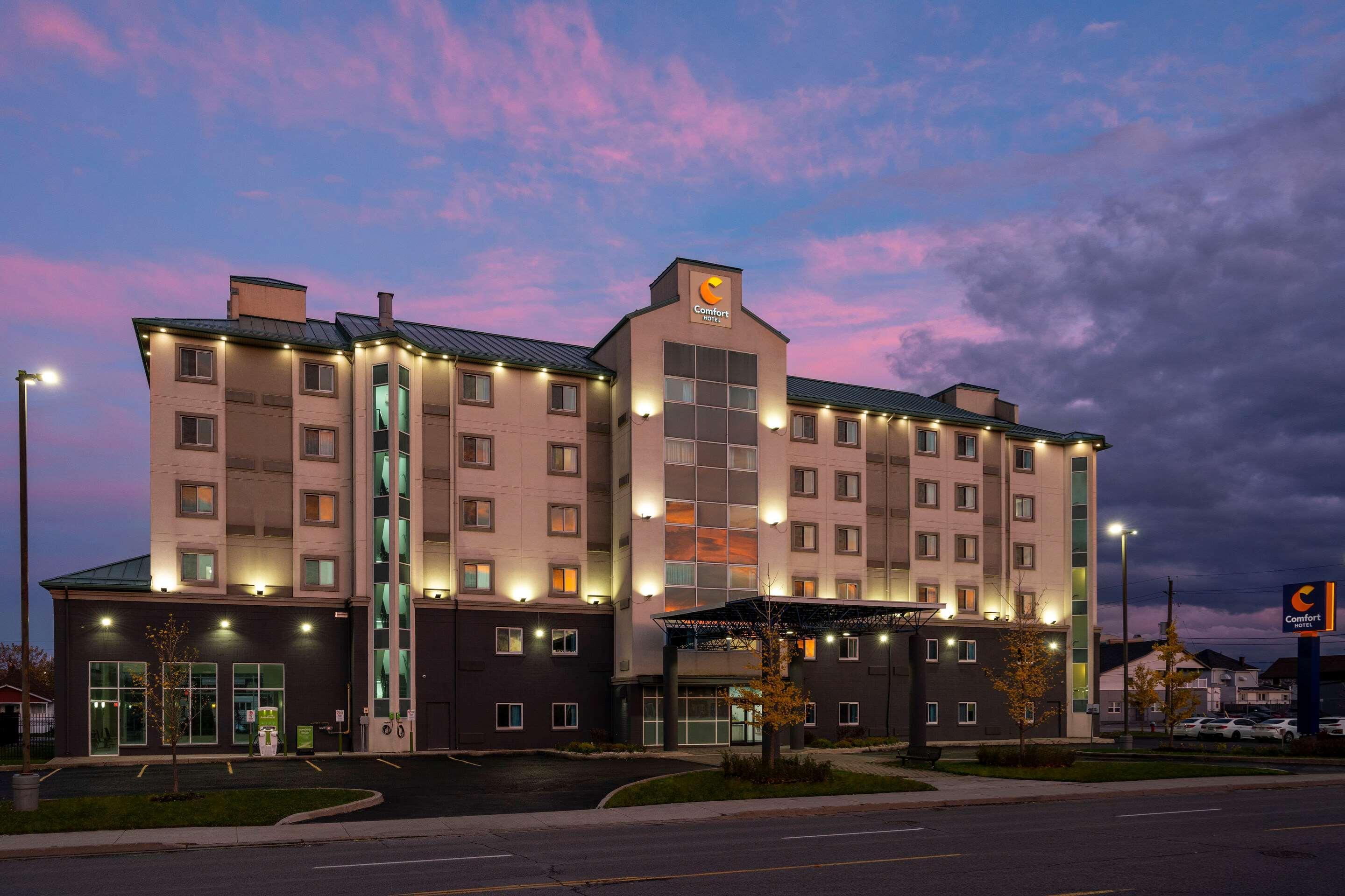 Comfort Hotel Ніагара-Фоллс Екстер'єр фото
